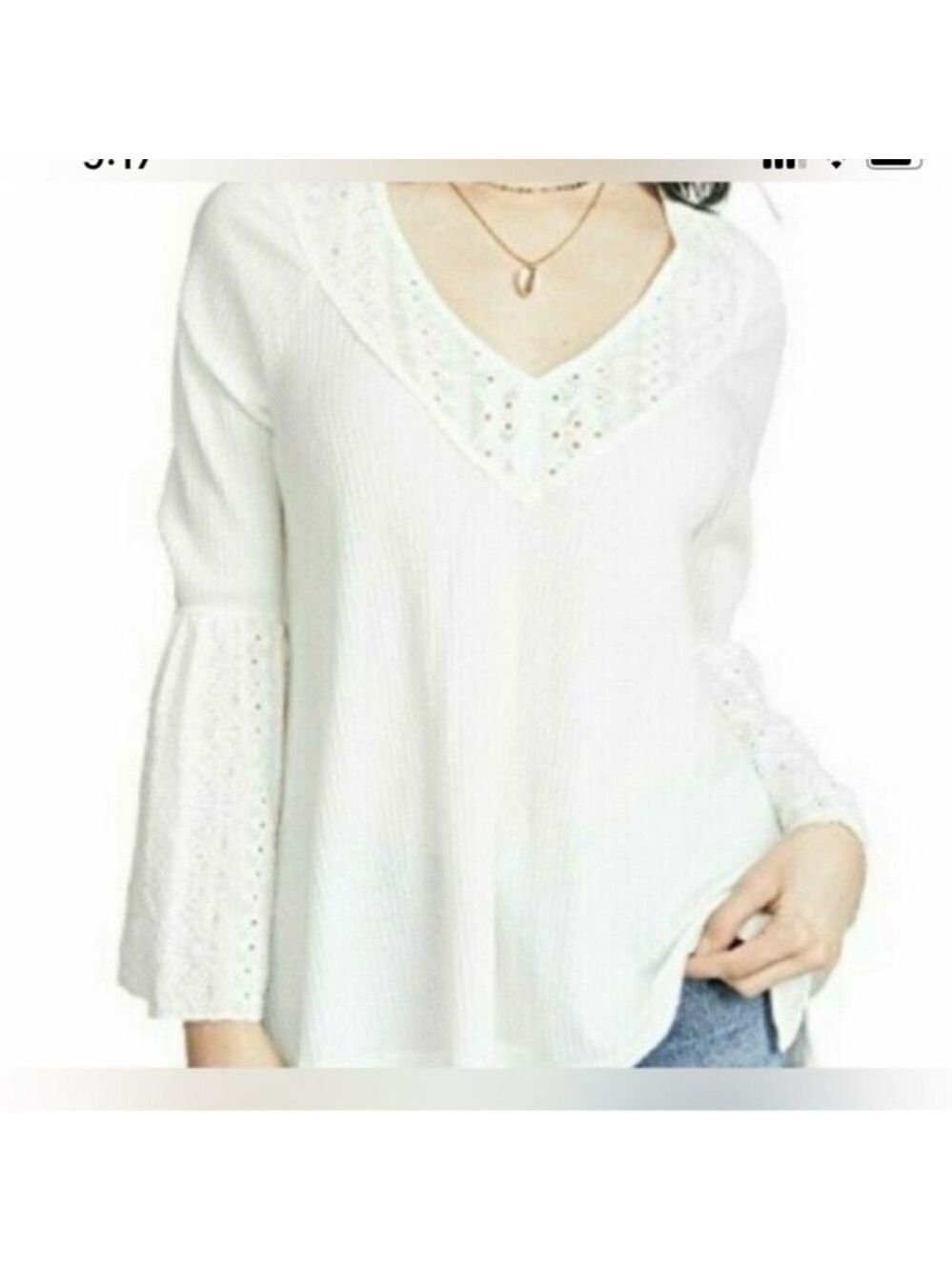 Free people White Eyelet Blouse ribbed v neck XS
